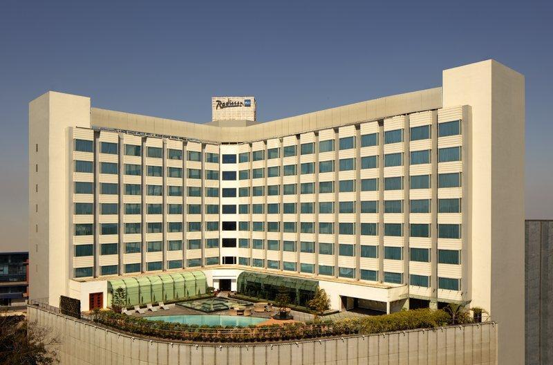 فندق فندق راديسون بلو رانشي المظهر الخارجي الصورة